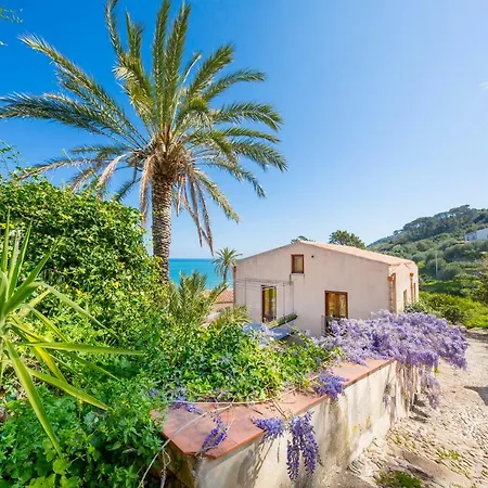 Casa La Torretta In Palamara Apartman Cefalù